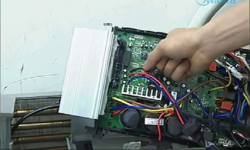 临汾美的空调电话是多少